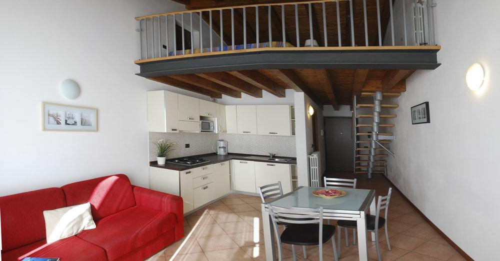 Residence Mirena - Rebomaholidays Tignale Buitenkant foto