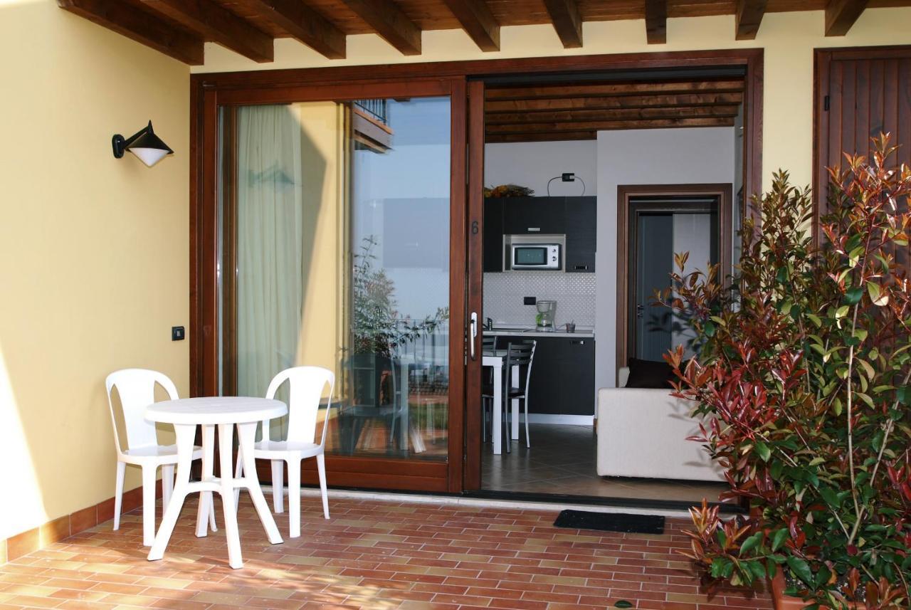 Residence Mirena - Rebomaholidays Tignale Buitenkant foto