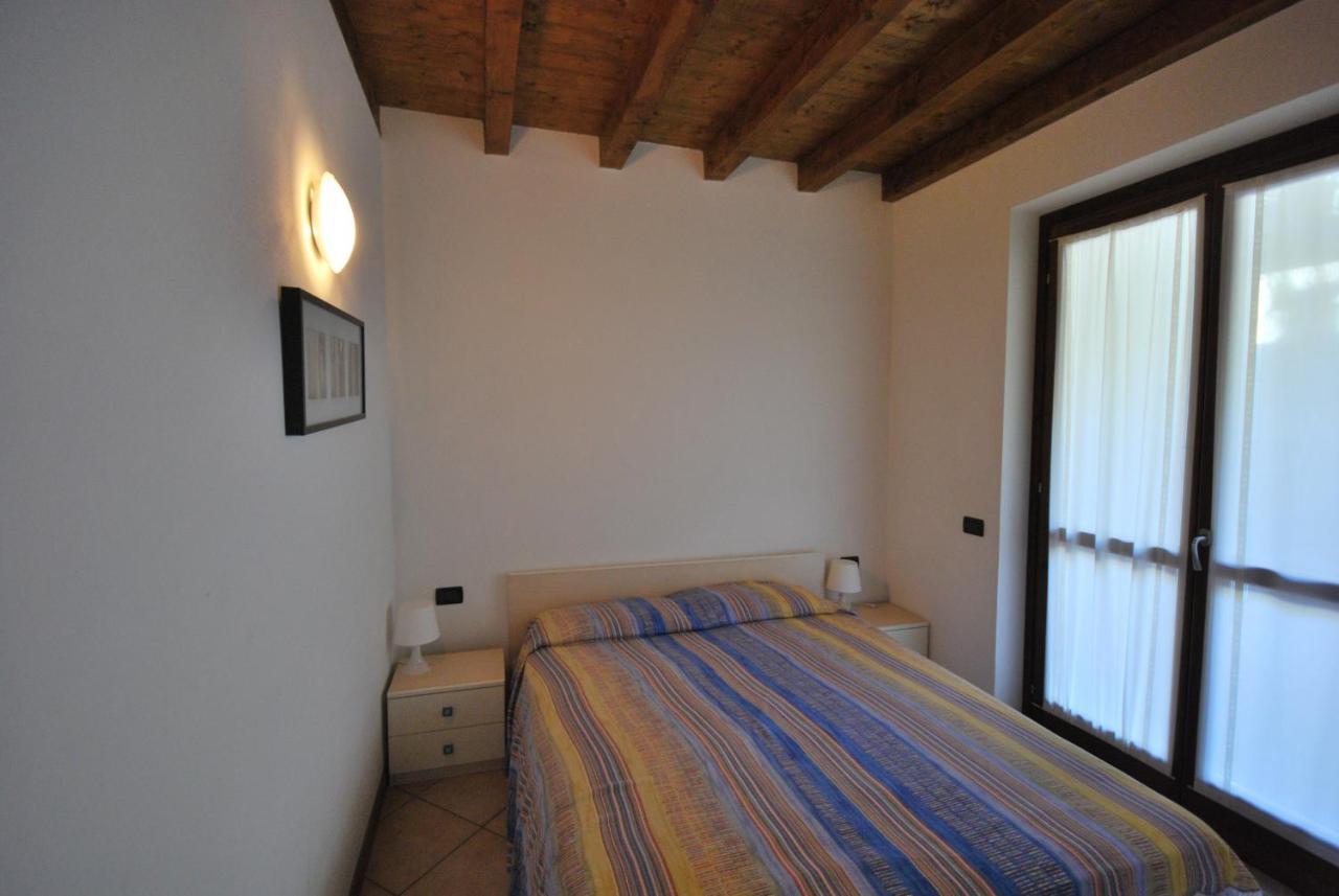 Residence Mirena - Rebomaholidays Tignale Buitenkant foto